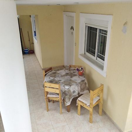 Stavros Apartments 아르테미다 외부 사진