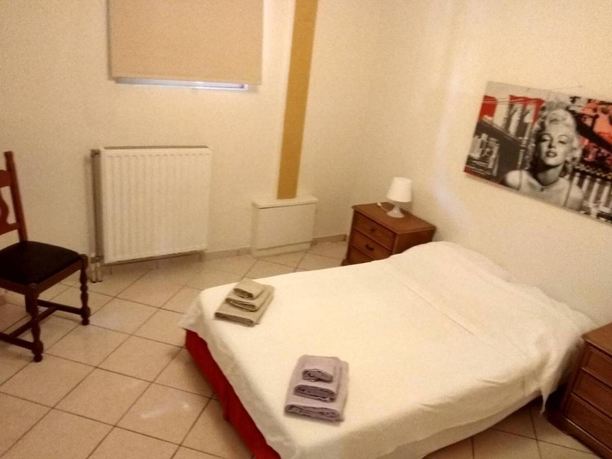 Stavros Apartments 아르테미다 외부 사진