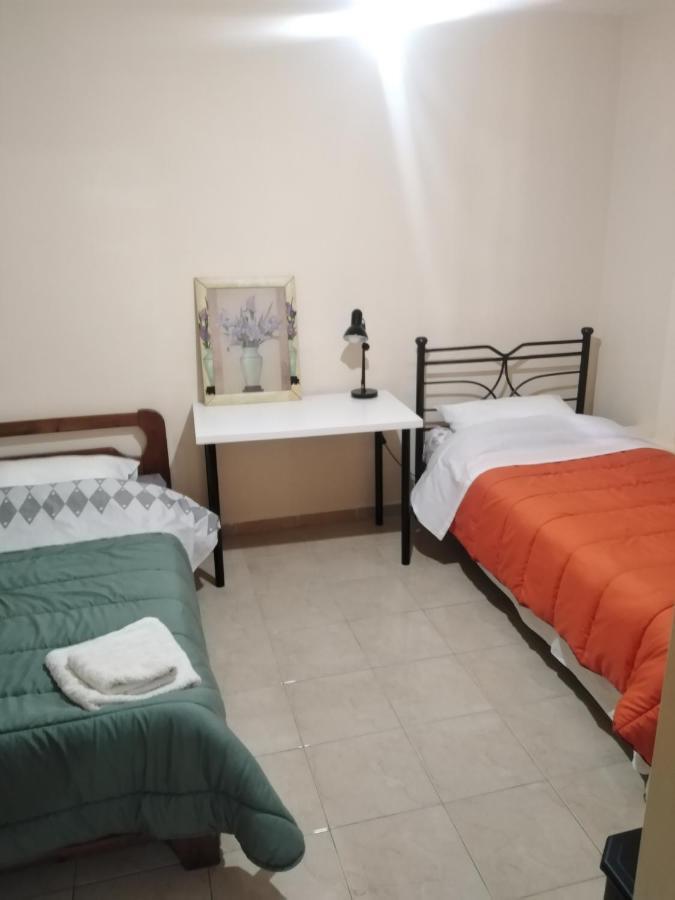 Stavros Apartments 아르테미다 외부 사진