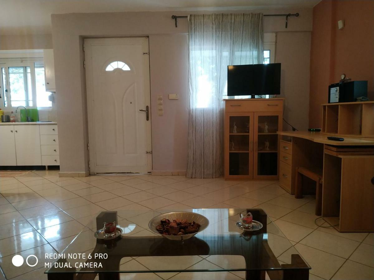 Stavros Apartments 아르테미다 외부 사진