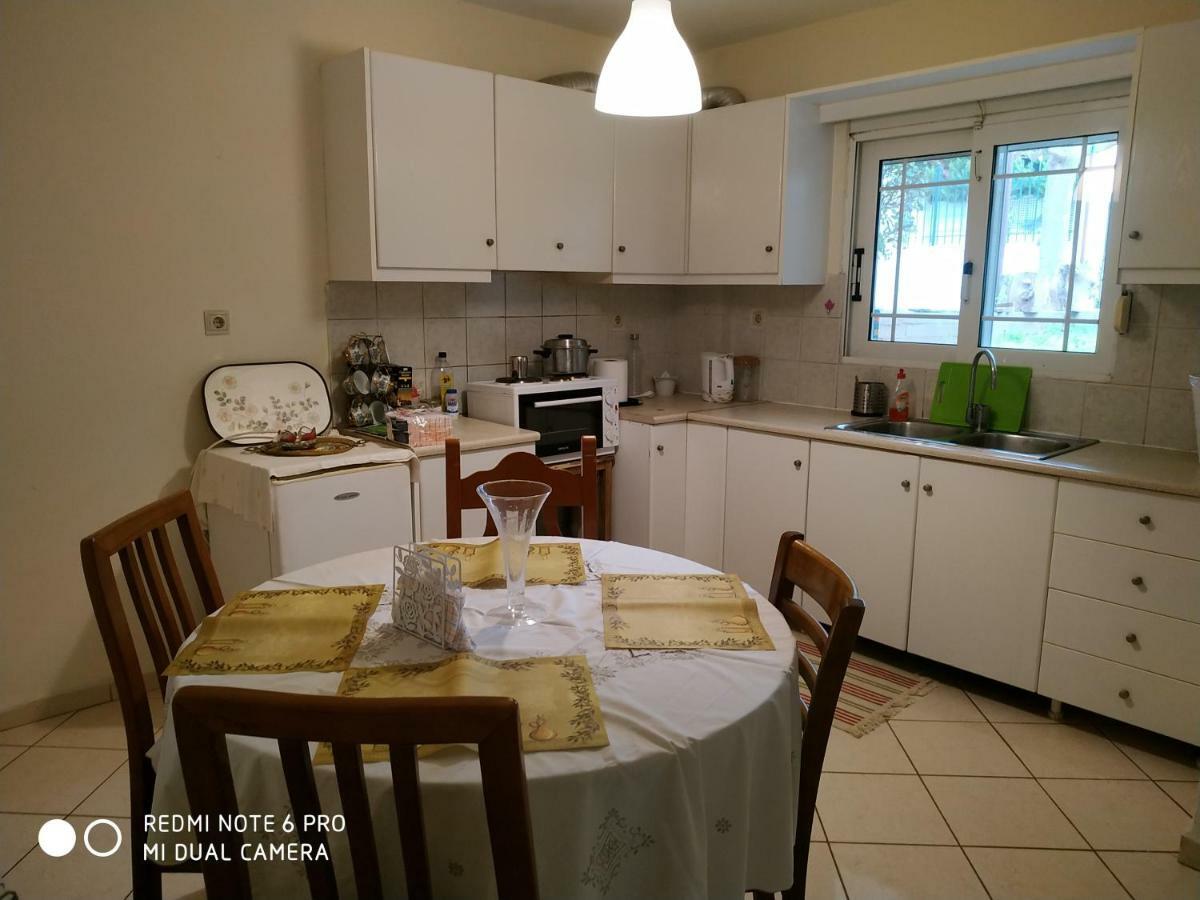 Stavros Apartments 아르테미다 외부 사진